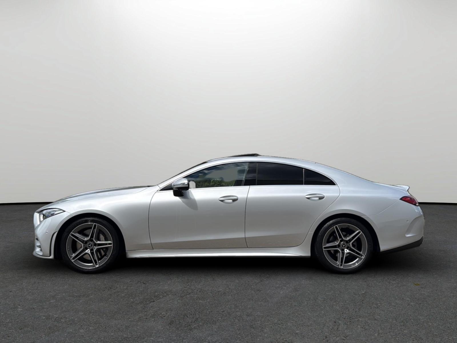 Mercedes-Benz CLS 300 d AMG LINE*15M JUNGE STERNE*AHK*360°*SD*