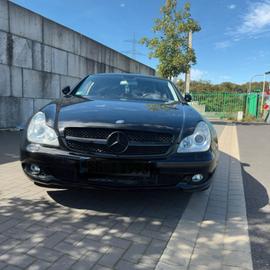 صورة 4 لـ 2004 Mercedes-BENZ CLS