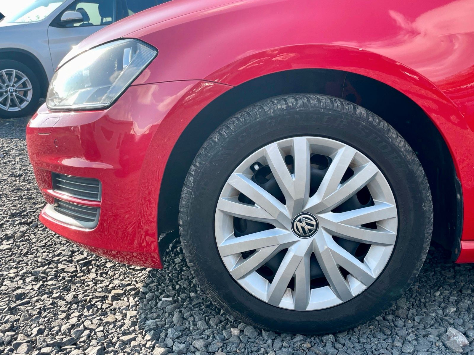 Fahrzeugabbildung Volkswagen Golf VII 1.6 TDI Trendline BMT Navi Tempomat PDC