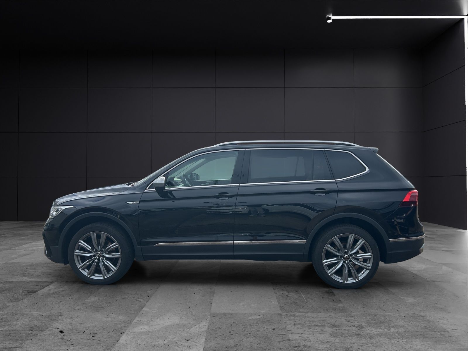 Fahrzeugabbildung Volkswagen Tiguan Allspace Elegance 4M TDI DSG IQ.Light ACC