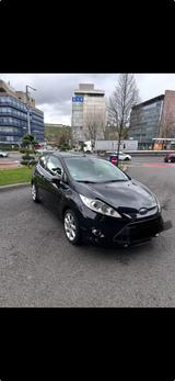 Ford Fiesta 1.4 Ghia Ghia - Ford Fiesta aus 2009: Ghia