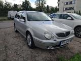 Lancia Lybra 2.0 LX LX - Lancia Lybra mit Benzin-Antrieb