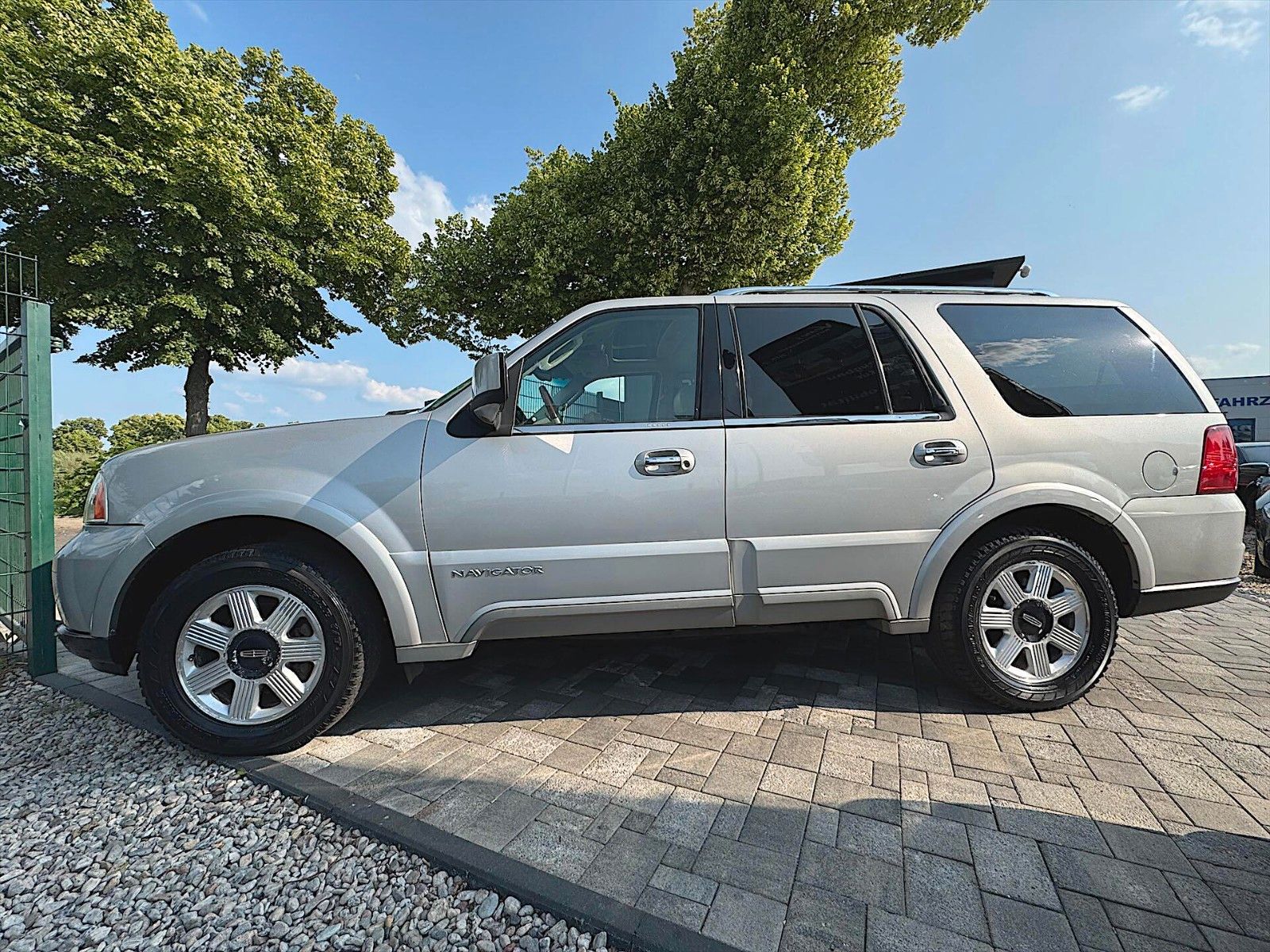 Fahrzeugabbildung Lincoln Navigator 5.4 V8 LUXURY LPG PRINS *8 Sitze*TV*