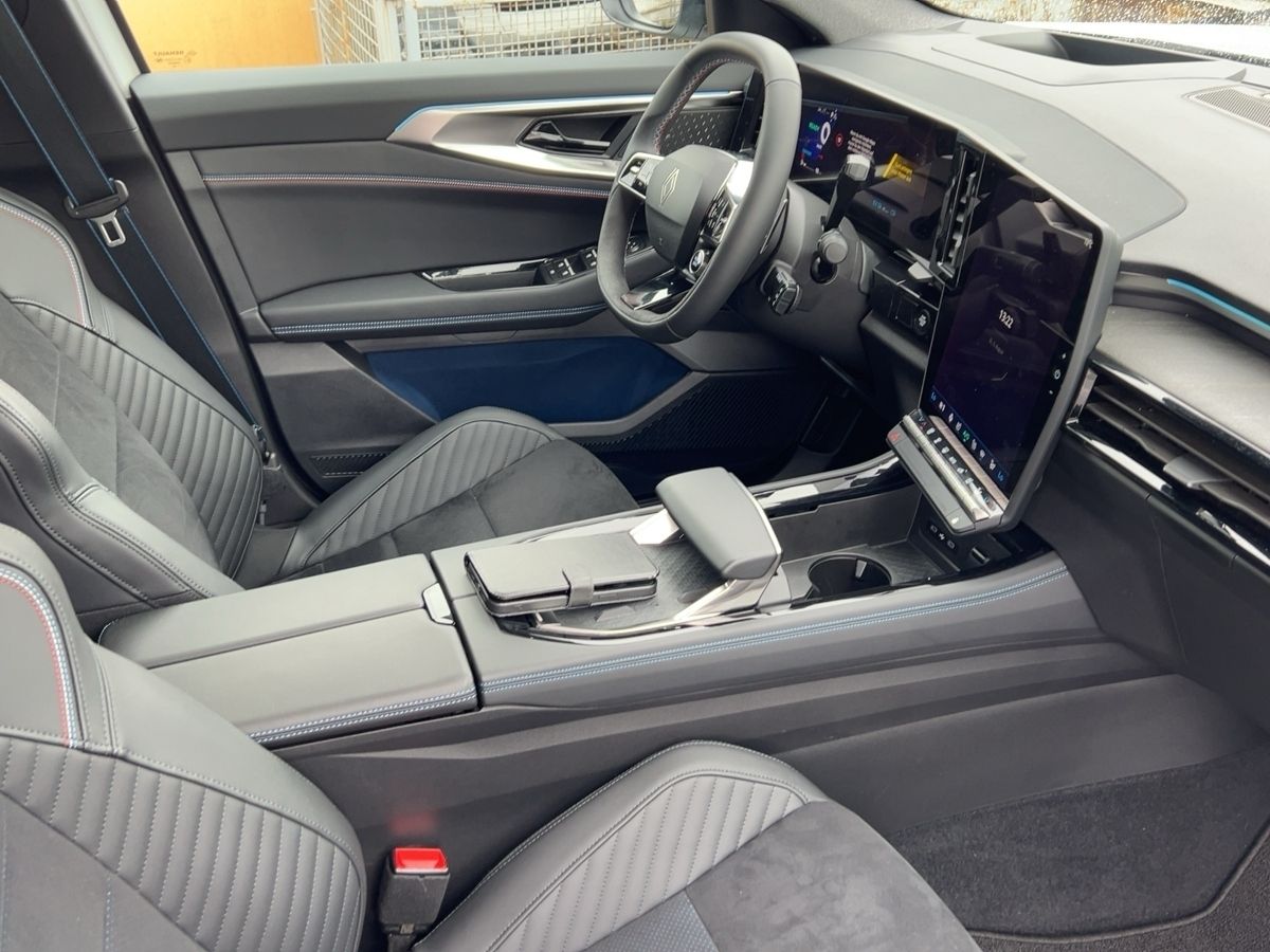 Renault Rafale - Bild 8