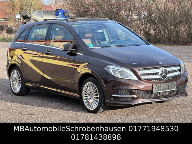 Mercedes-Benz B 200  PANORAMA STANDHEIZUNG LED