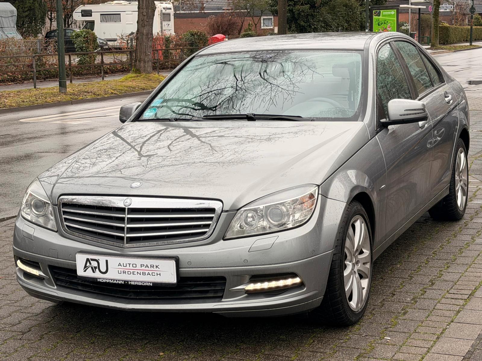 Mercedes-Benz C 180 Limousine CGI BlueEfficiency. Automatik