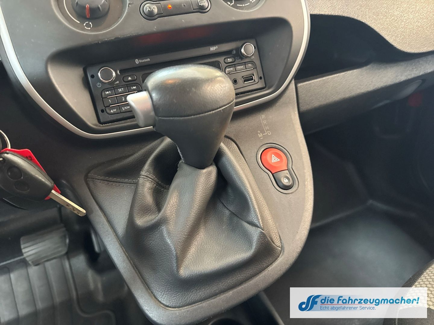 Fahrzeugabbildung Renault Kangoo Rapid Extra Fahrerprofil Tel.-Vorb. PDC B