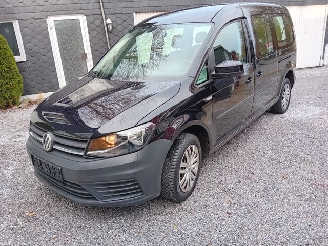 Volkswagen Caddy Maxi mit Rollstuhlrampe