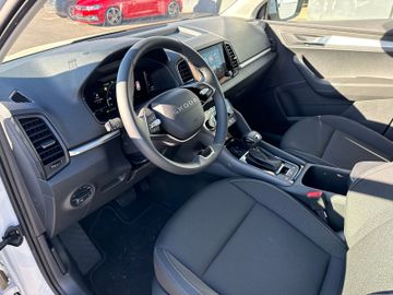 Skoda Karoq Selection+AHK+LED+NAVI+APP+SHZ+LKRHZG+