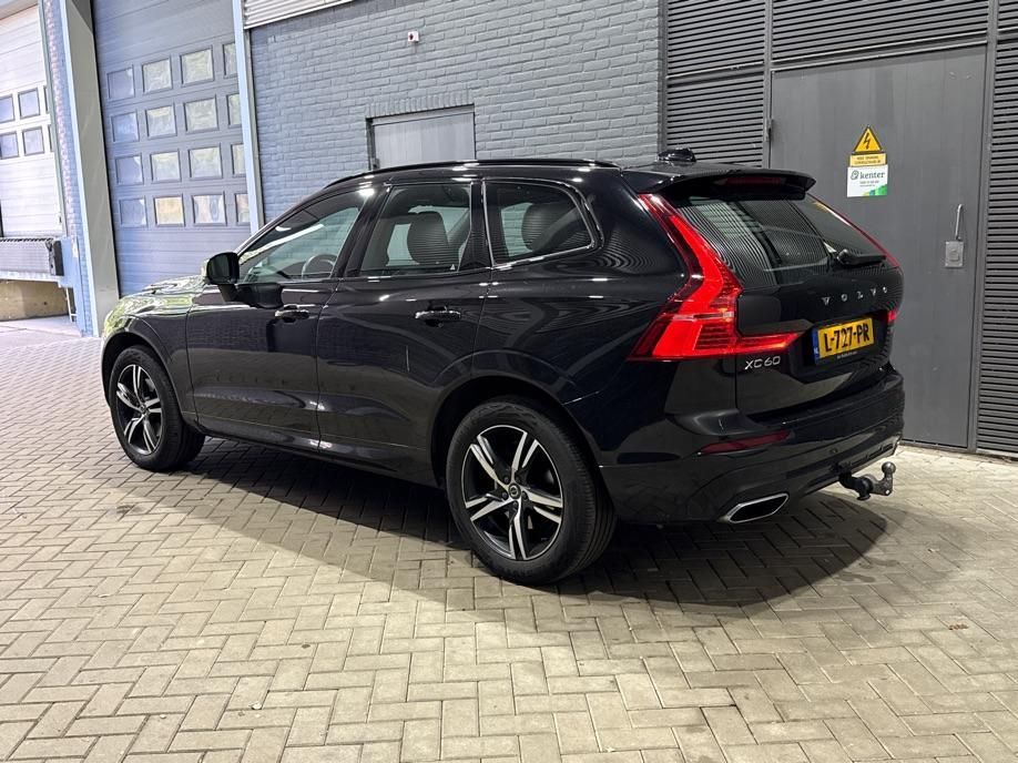Volvo XC60 2.0 B4 R-Design | Harman/Kardon | panorama imagem 3