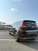 Renault Grand Scenic EXECUTIVE TCe 140 EDC - gebrauchte Renault Grand Scenic aus dem Jahr 2022