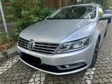 Volkswagen VW Passat CC 2.0 TDI DSG - Volkswagen Passat CC: TDI Dsg