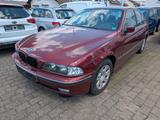 BMW 523i