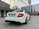 Mercedes-Benz C 63 AMG AMG  44tys km!  - gebrauchte Mercedes-Benz C 63 AMG aus dem Jahr 2011