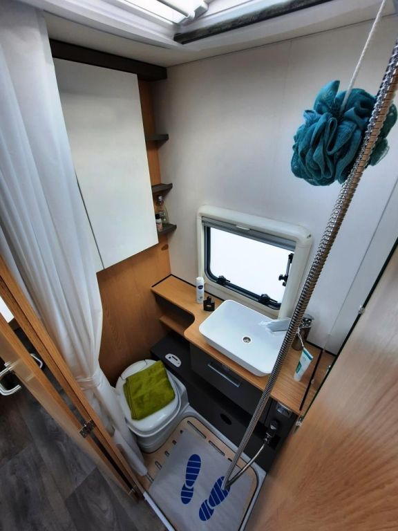 Fahrzeug Übersicht 20 Fahrzeugabbildung LMC Videro 450 D Verfüg./Sparen Sie 6.331,- €