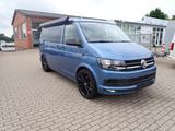 Volkswagen T6 California - blaue Volkswagen T6 California