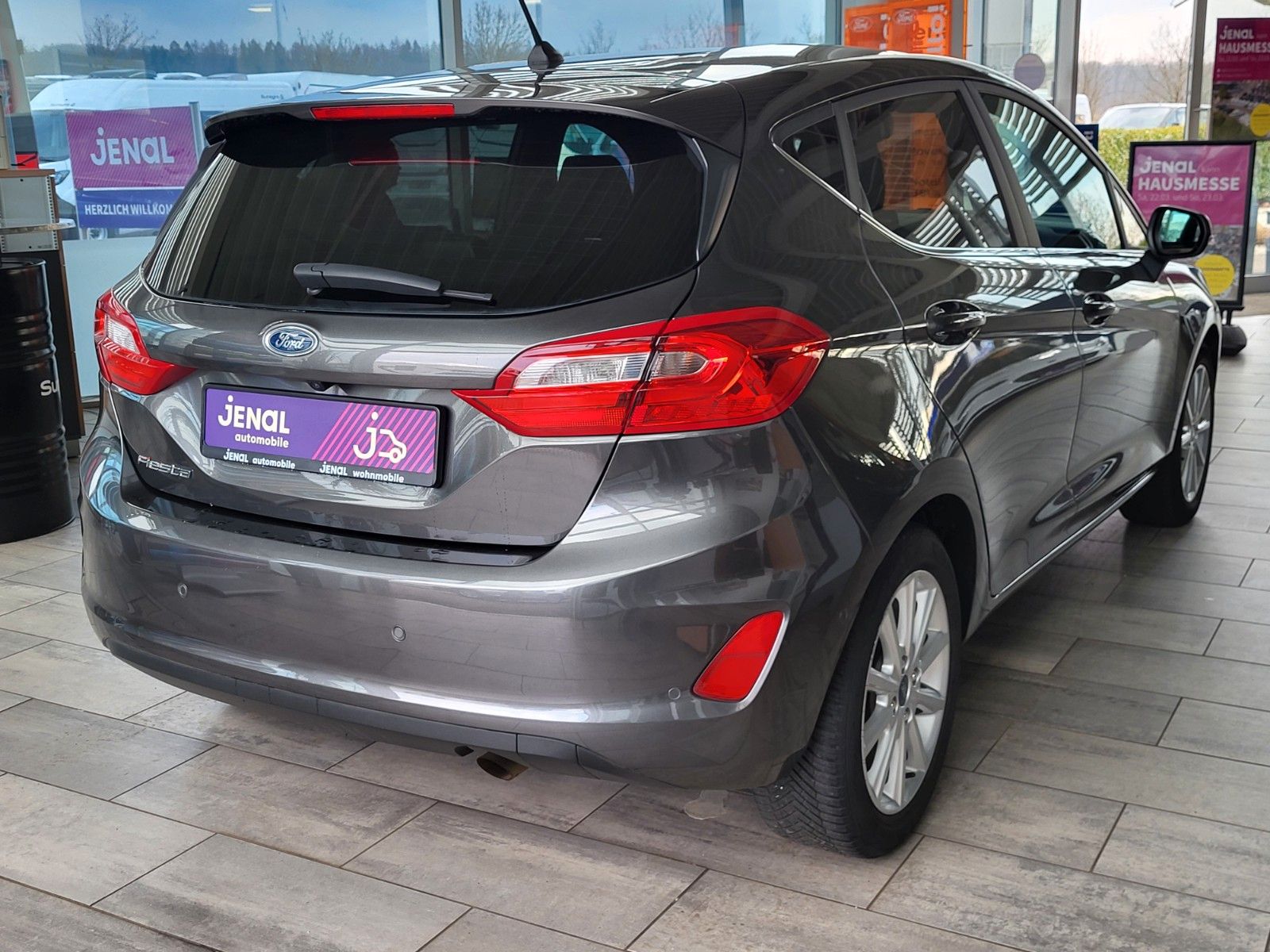 Fahrzeugabbildung Ford Fiesta Titanium Autom., Winter-Paket