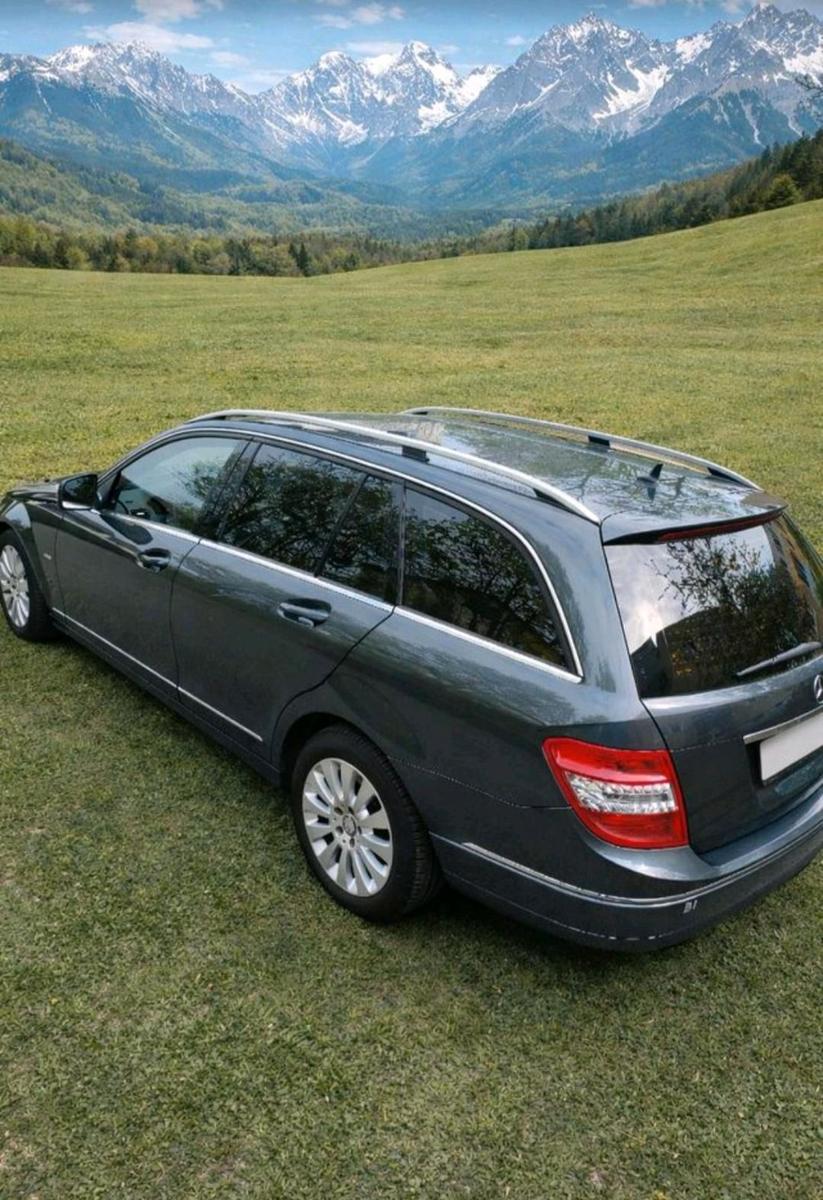 Mercedes-Benz C180 2008 — rear view