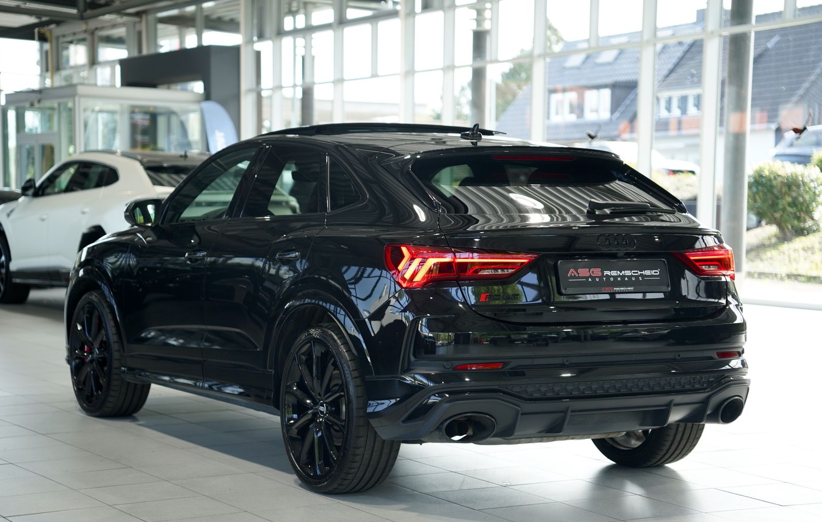 Audi Rsq3