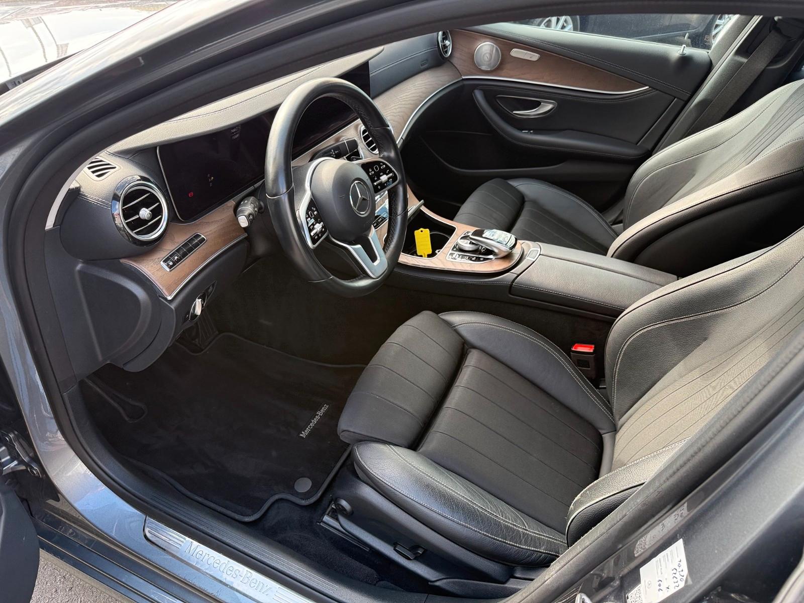 Mercedes-Benz E 300 d T-Modell Night-Paket,LED, Burmester