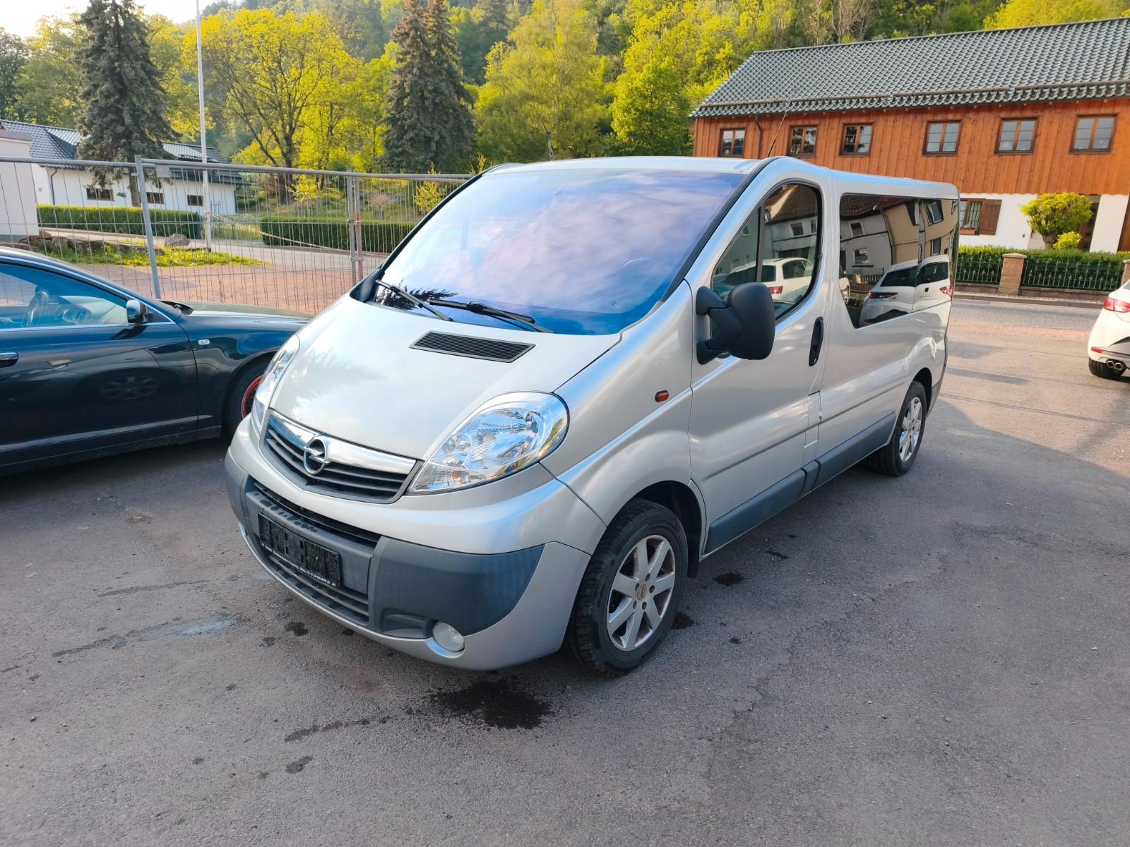 Opel Vivaro Kasten/Kombi Kombi L1H1 2,7t