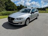 Volvo V70 Kombi Linje Svart/Leder/Xenon/AUT - gebrauchte Volvo V70 aus dem Jahr 2015
