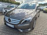 Mercedes-Benz B 180*AUTOMATIK*RENTNER FAHRZEUG*1.HD*ORG.51.000 - Mercedes-Benz Rent