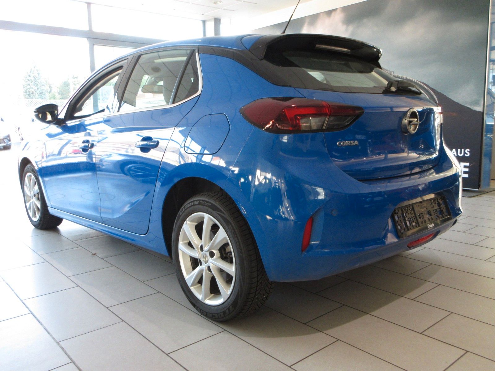 Fahrzeugabbildung Opel Corsa F Elegance 1.2T LED/NAVI/PDC/VIRTUAL/ALU