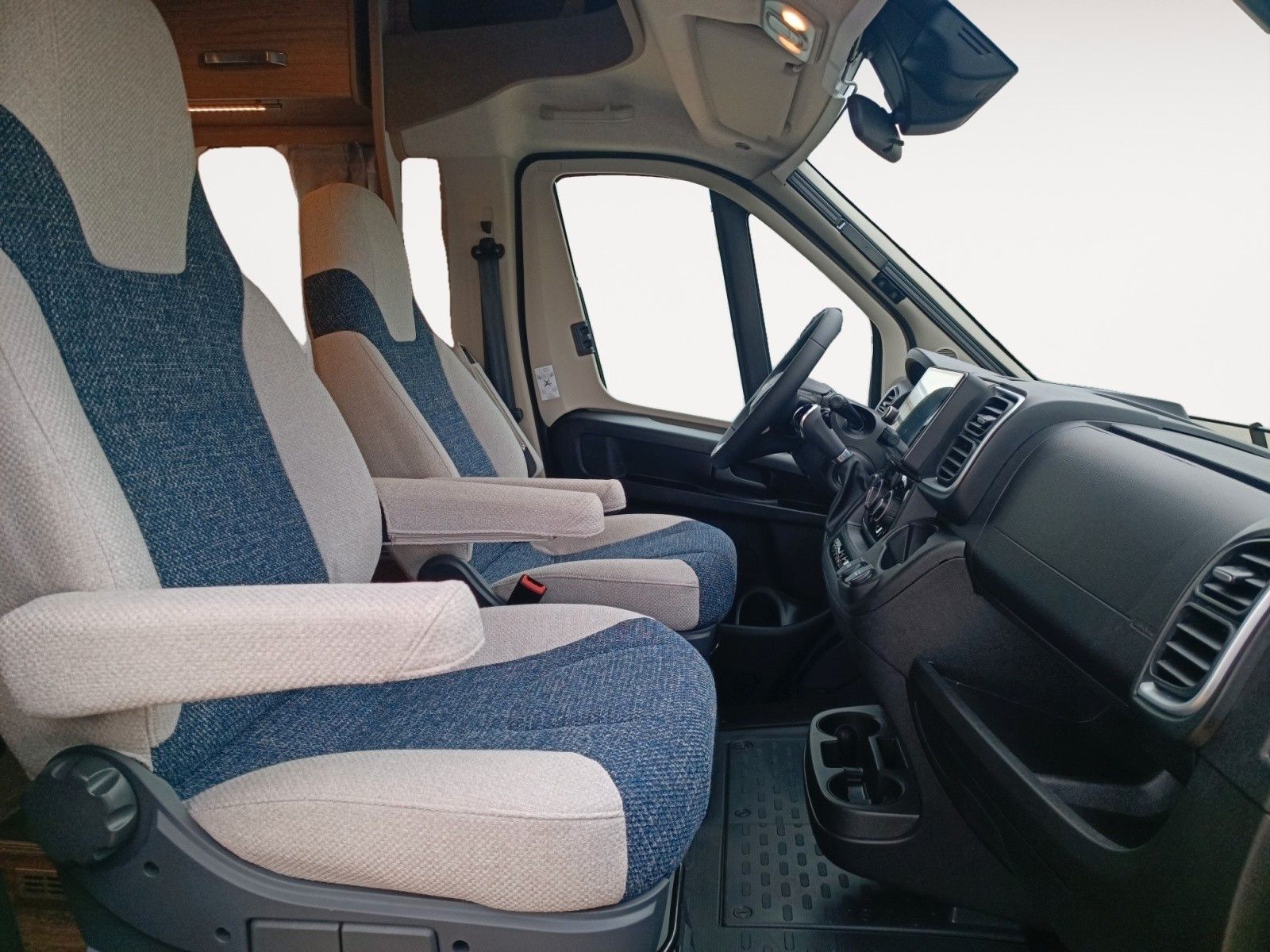 Fahrzeugabbildung Weinsberg CaraSuite 650 MEG *Automatik*ACC*Standklima