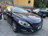 Volvo VOLVO S60 2.0 120CV MOTORE ROTTO NON PARTE - gebrauchte Volvo S60 aus dem Jahr 2016