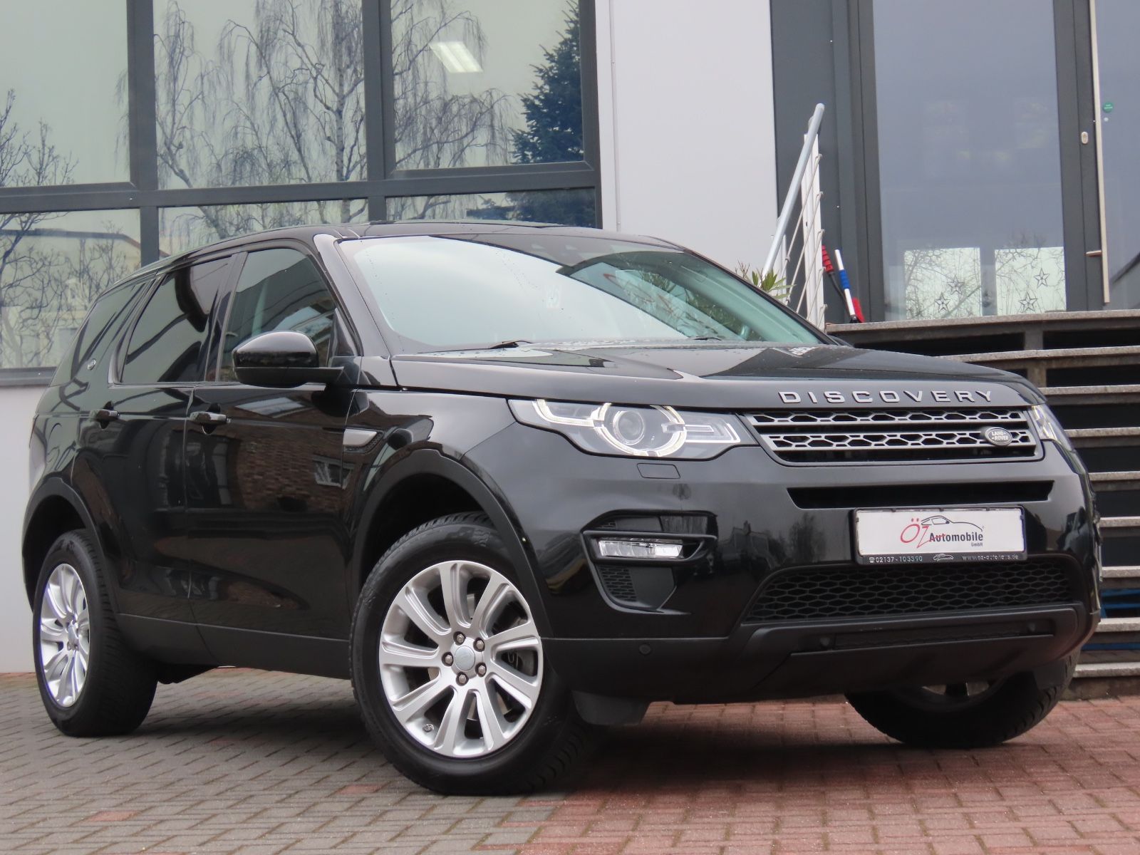 Land-Rover Discovery Sport - 1