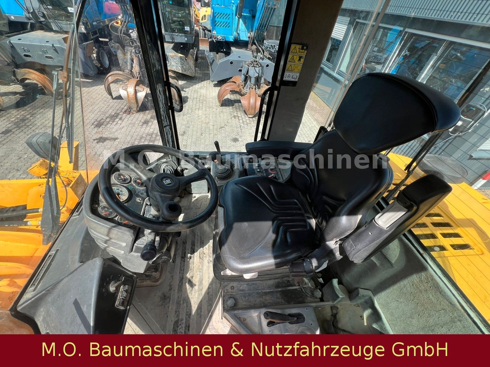 Fahrzeugabbildung CAT 914 G