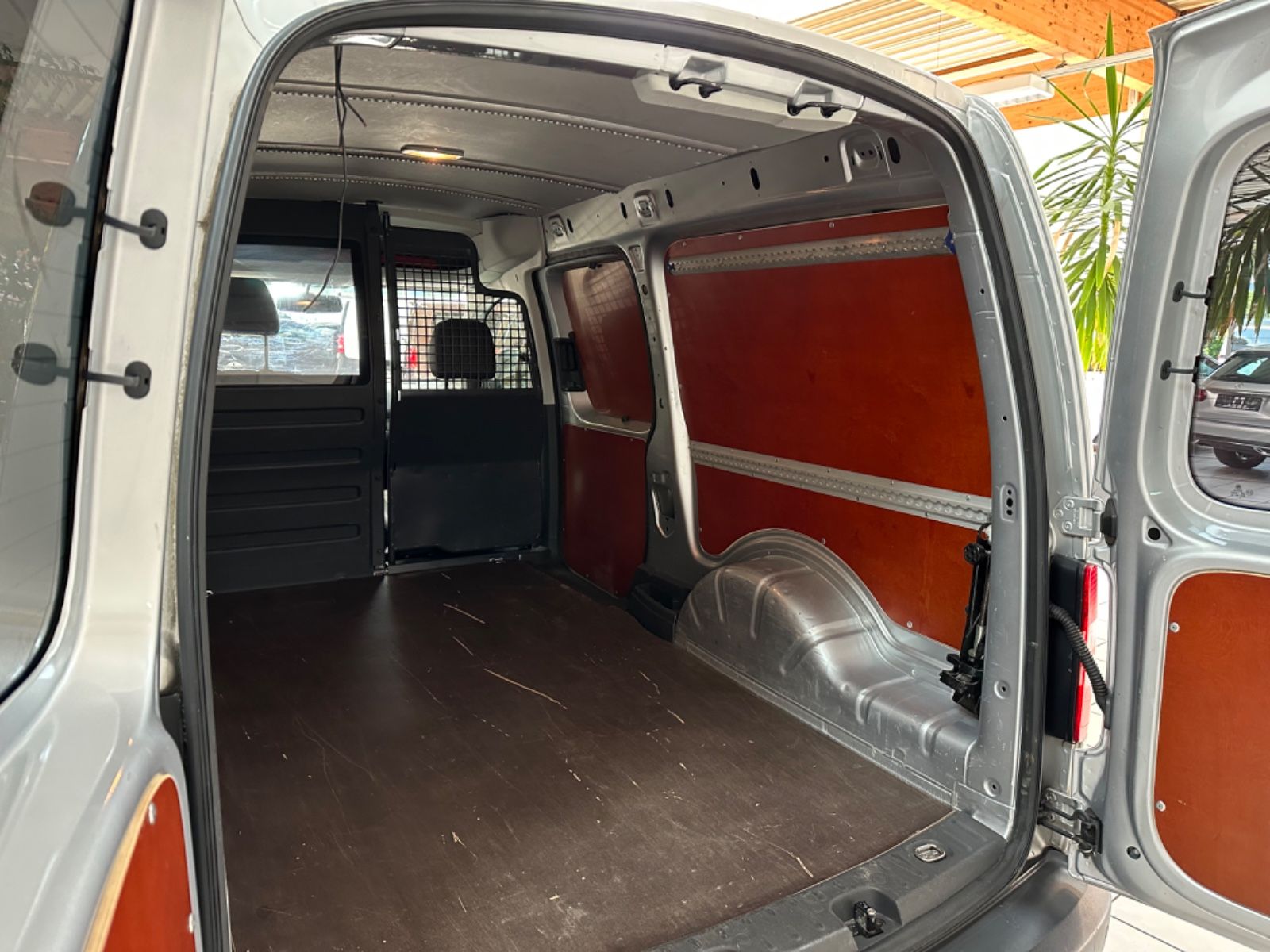 Fahrzeugabbildung Volkswagen Caddy Kasten/Maxi  EcoProfi*Navi*Klima*