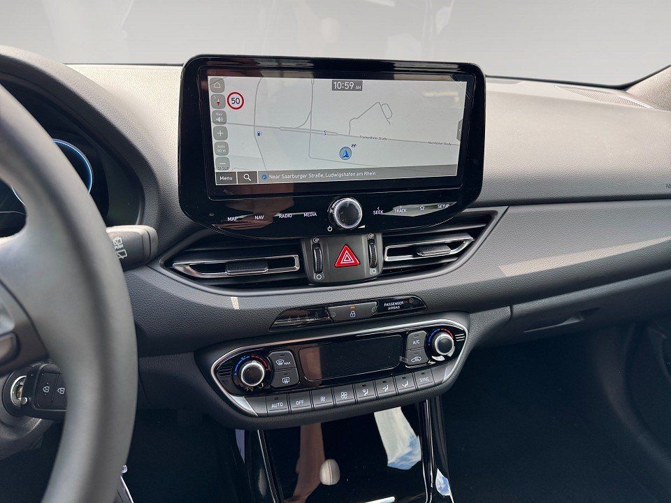 Fahrzeugabbildung Hyundai i30 1.0T 115PS Trend