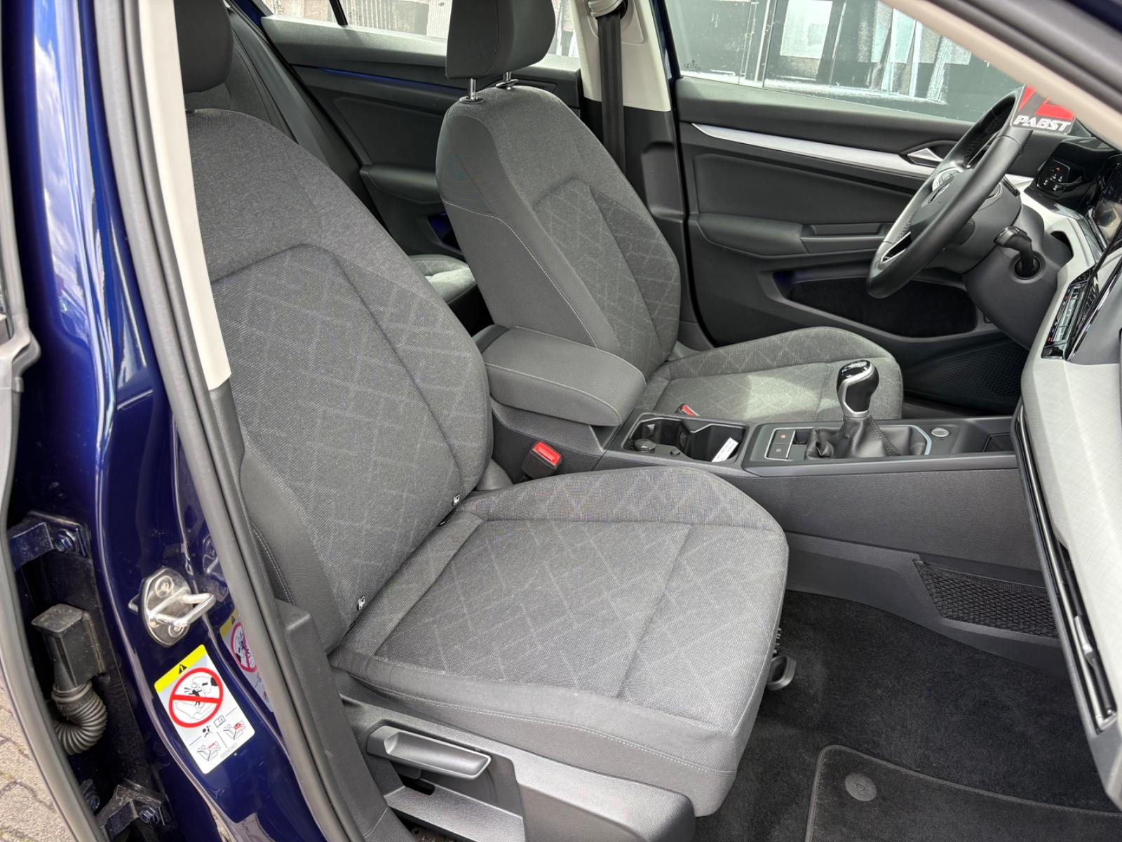 Volkswagen Golf VIII Life LED Navi AppConnect ACC SHZ, миниатюра 12