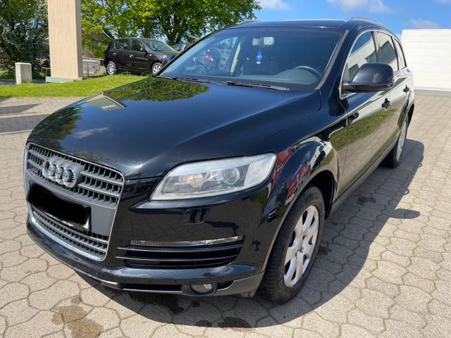 Audi Q7 3.0 TDI quattro*7 Sitze*Xenon*Leder*EXPORT*