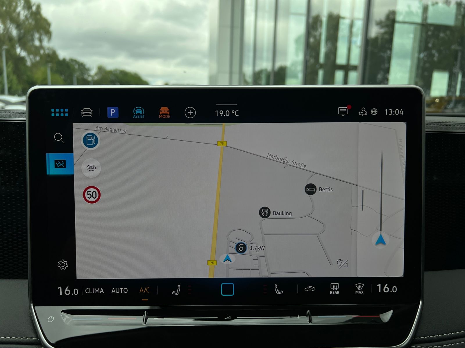 Fahrzeugabbildung Volkswagen Tiguan  ENERGY 1.5 eTSI DSG *AHK, AreaView, Navi