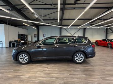 Volkswagen Passat Variant - 8