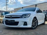 Opel Astra Black & White/GTC/111 Jahre/TÜV neu/Sport - Opel Astra aus 2010: Sport