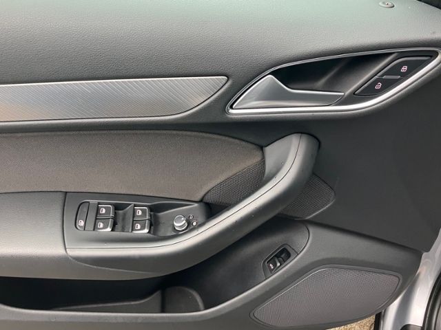 Q3 2.0 TFSI design quattro KLIMA XENON NAVI ALU