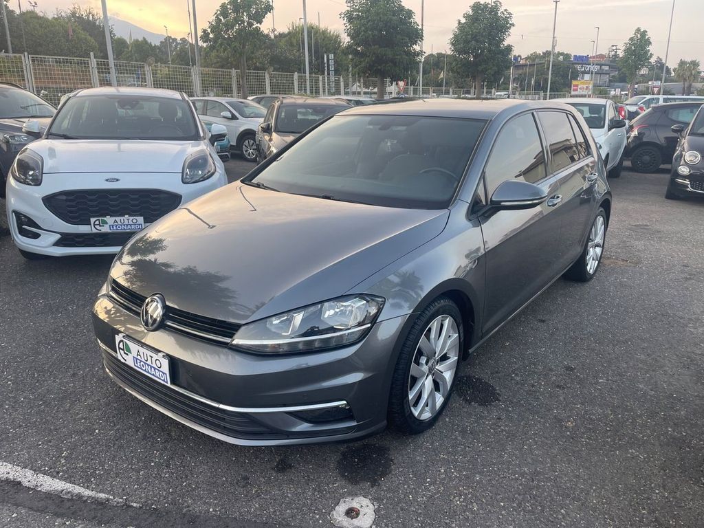 Image of Volkswagen Golf
