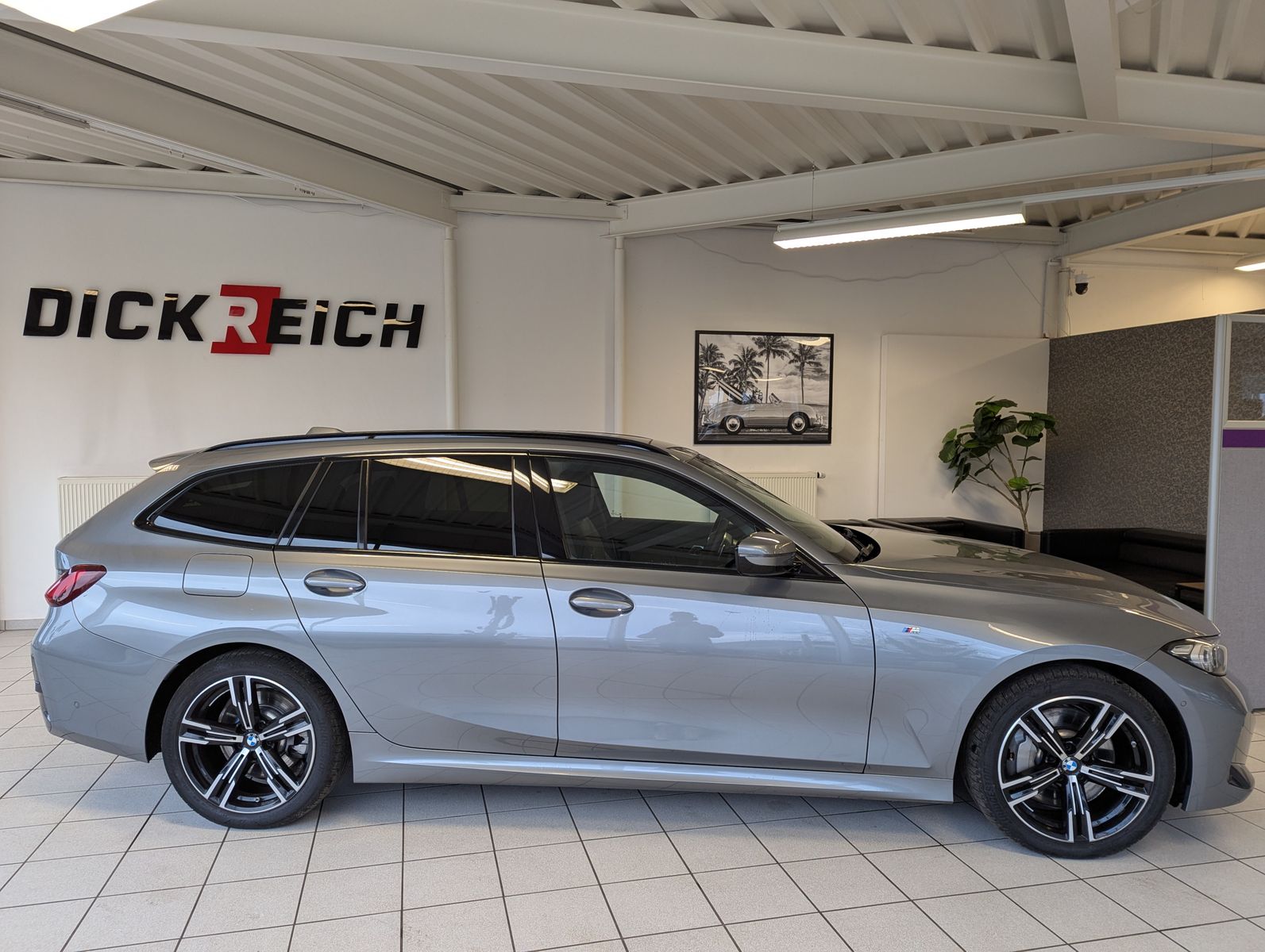 BMW 330 d xD M-Sport Pano LED-adaptiv ACC AHK - Image 8
