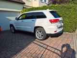Jeep Grand Cherokee 3.0l V6 MultiJet 140kW Laredo... - Jeep Gebrauchtwagen in München