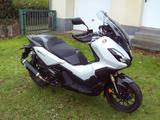 Honda ADV 350   MATT PEARL COOL WITHE - HONDA ADV350