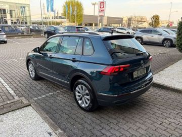 Volkswagen Tiguan - 6