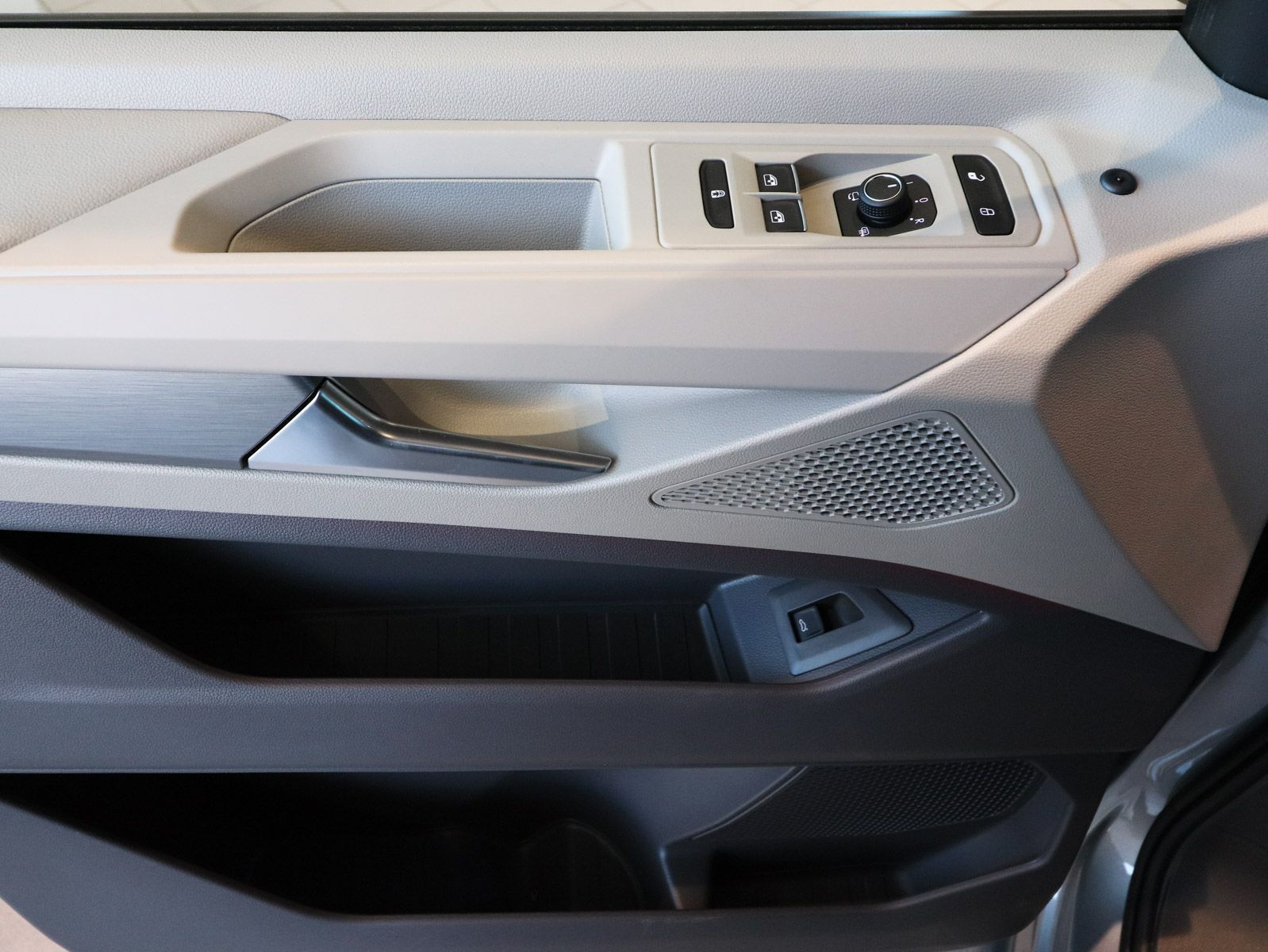 Volkswagen T7 Multivan - Bild 7
