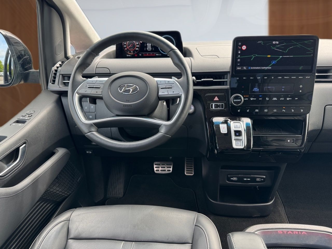 Fahrzeugabbildung Hyundai STARIA SIGNATURE SHZ*LHZ*PANO*BOSE*