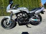 Yamaha FZS 600 Fazer - YAMAHA FZS 600 FAZER