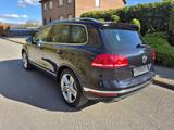 Volkswagen Touareg 3.0 V6 TDI SCR Tiptronic BMT BlueMot... - gebrauchte VW Touareg aus dem Jahr 2015