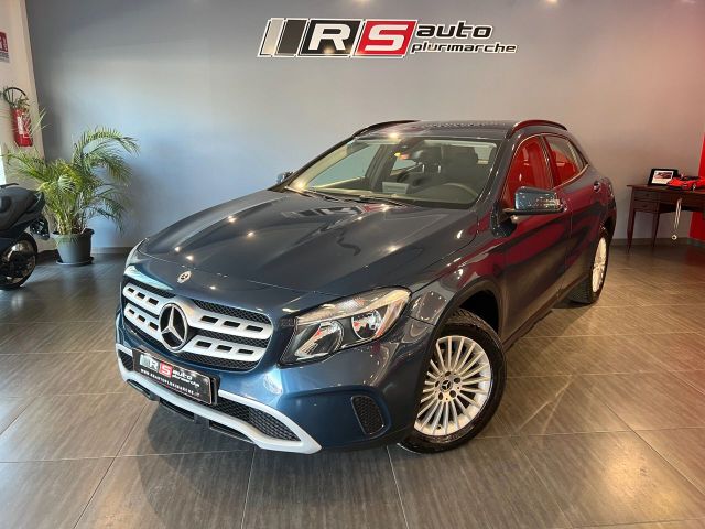 MERCEDES-BENZ Mercedes-benz GLA 200d Automatic
